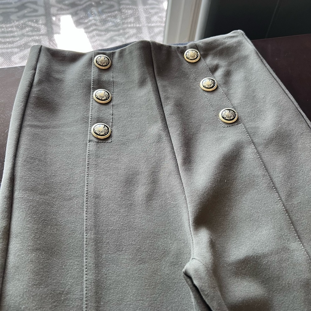 Zara Olive Green Leggings W/ Gold Button Detailing